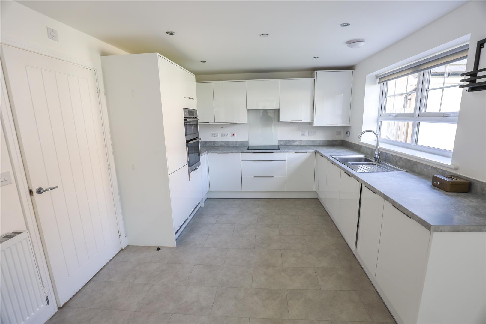 11 Fitzhamon Close, Cowbridge, Vale of Glamorgan, CF71 7GG